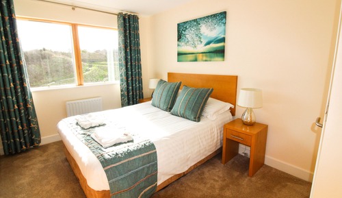 Apartamento de lujo, 2 habitaciones, vistas al mar