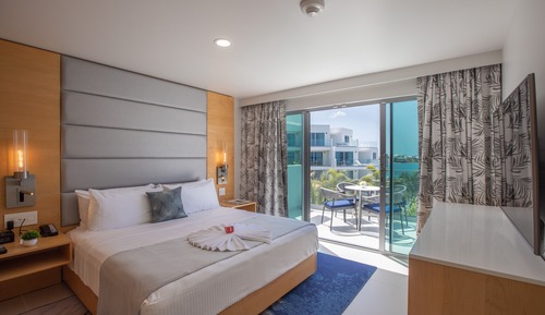 Pool View Junior Suite