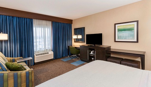 Habitación, 1 cama de matrimonio grande con sofá cama, no fumadores, frigorífico y microondas