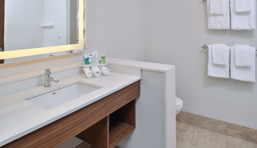 Habitación estándar, 1 cama de matrimonio grande (Comm, Tub)
