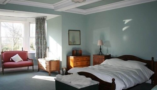 Habitación triple clásica, baño privado, vistas al jardín