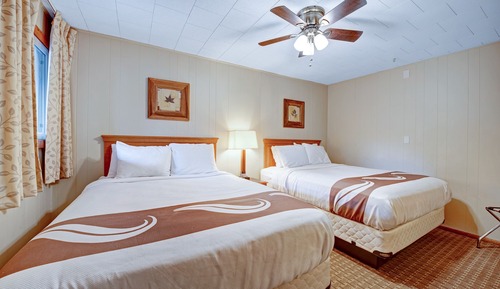 Habitación doble, baño privado (3)