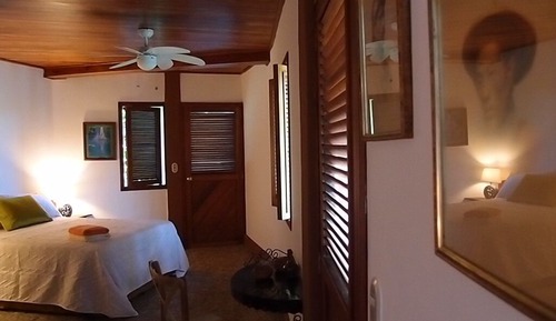 Habitación Deluxe doble, varias camas, terraza, vistas a la bahía