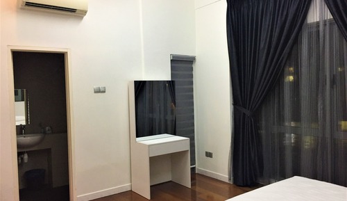 Apartamento, 2 habitaciones, vistas a la ciudad, en esquina