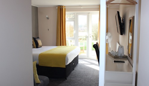 Superior Double or Twin Room, Garden View
