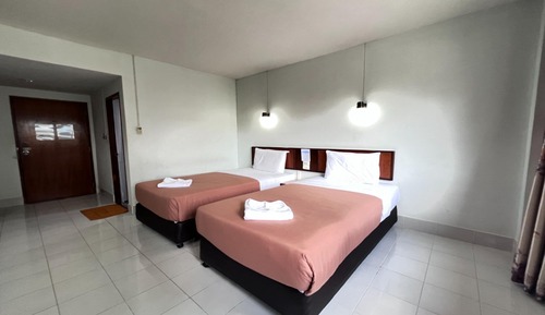 Habitación estándar con 2 camas individuales