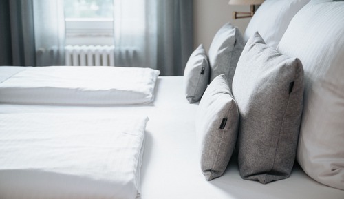 Habitación básica doble, 1 cama de matrimonio grande, vistas al río