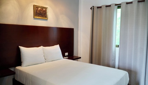 Classic Apartment, 1 Double Bed, Balcony, Garden View