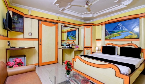 Executive Room, City View