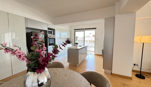 Superior Apartment, City View