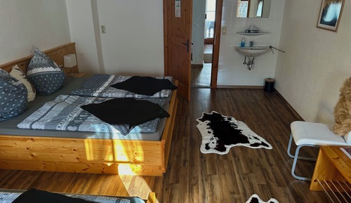 Basic Triple Room, Mountain View