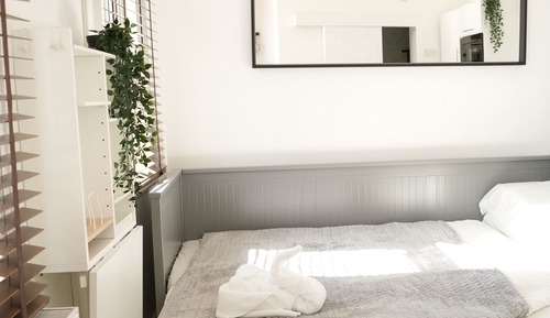 Deluxe Studio Suite, 1 King Bed