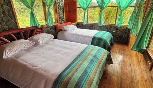 Basic Cabin, Mountain View