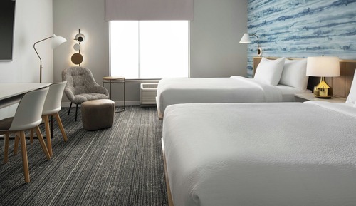 Estudio, 2 camas de matrimonio