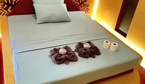 Habitación estándar doble, 1 cama de matrimonio grande, Aire acondicionado, junto a la playa