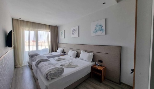 Standard Triple Room, Balcony