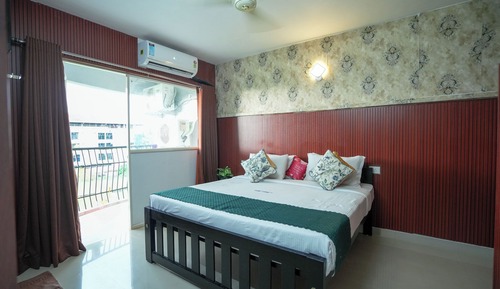 Apartamento familiar, balcón, vistas al patio