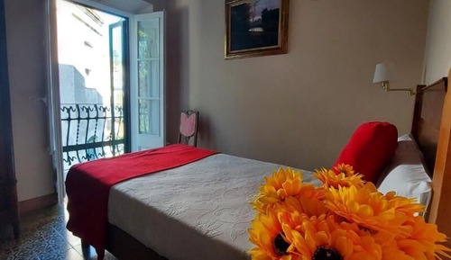 Habitación individual Confort, balcón, vistas a la ciudad