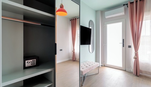 Superior Quadruple Room, Courtyard View