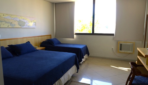 Habitación triple estándar, vistas a la ciudad