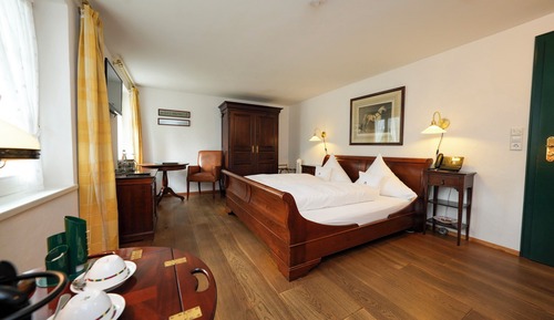 Habitación clásica doble, bañera, vistas al patio