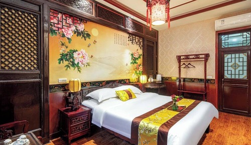 Senior Room, Courtyard View