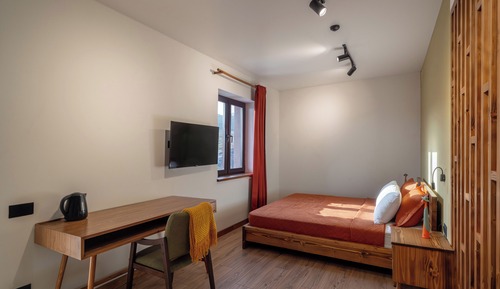 Luxury Suite, Mountain View