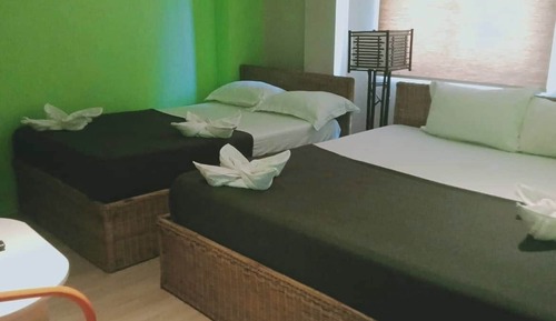 Habitación cuádruple familiar, vistas a la montaña