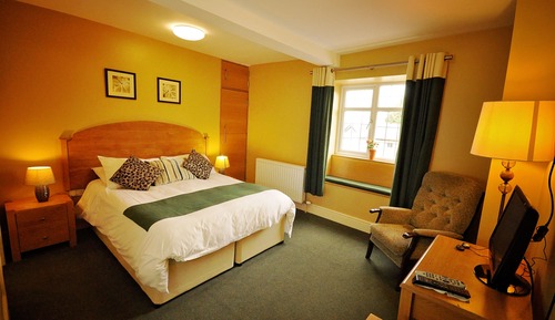 Habitación doble, baño privado