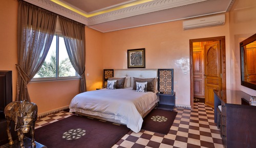 Suite Royal, vistas a la piscina