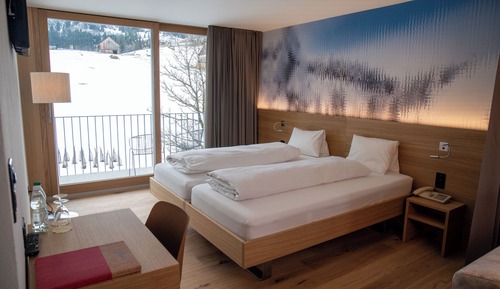 Habitación cuádruple Deluxe, vistas a la montaña