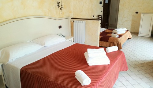 Suite panorámica, balcón, vistas a la piscina