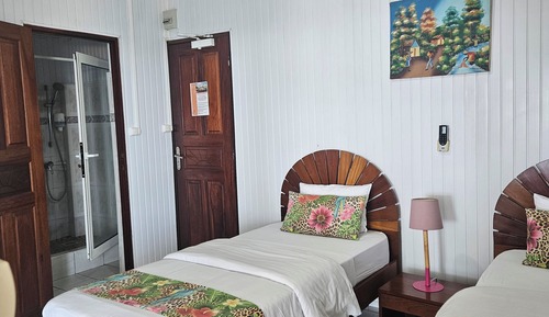 Habitación cuádruple estándar