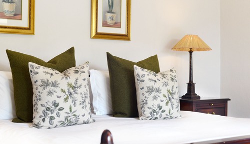 Habitación estándar con 1 cama doble o 2 individuales, 1 cama de matrimonio grande