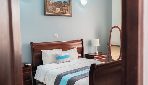 Apartamento familiar, 2 habitaciones, cocina básica