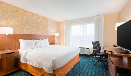 Suite ejecutiva, 1 cama de matrimonio grande con sofá cama (Mobility Accessible, Tub)