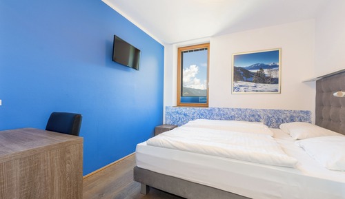 Ático superior, 3 habitaciones (BV7.1 / Excl. 215 EUR cleaning fee)