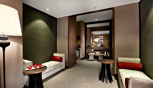 Suite Business (with Breakfast)