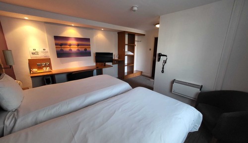 Habitación estándar con 2 camas individuales