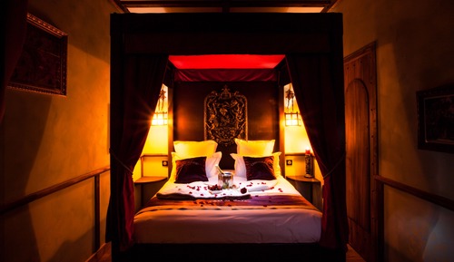 Suite, 1 cama de matrimonio con sofá cama (Pirate)