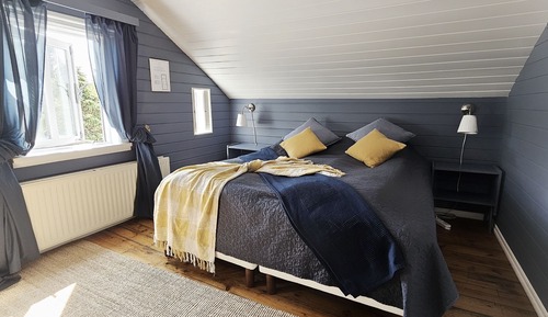 Habitación con 1 cama doble o 2 individuales, baño compartido