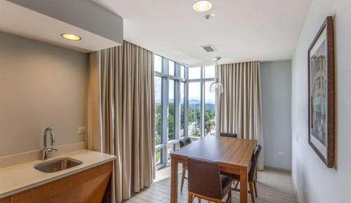 Suite, 1 cama de matrimonio grande, vistas a la montaña (2 Rooms)