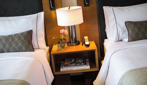 Habitación, 2 camas de matrimonio, vistas a la ciudad (Mobility Accessible, Roll-In Shower)