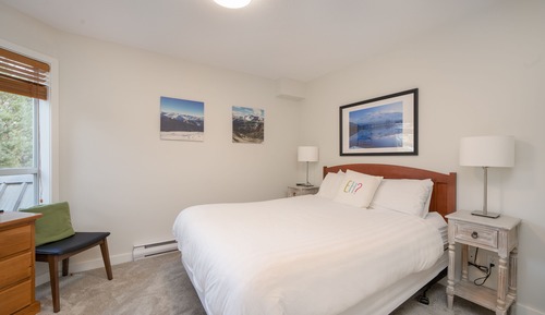 Casa adosada, 2 habitaciones, bañera de hidromasaje (GR121)