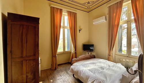 Mansion Junior Suite with Partial Sea View