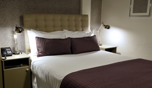 Habitación doble, baño privado