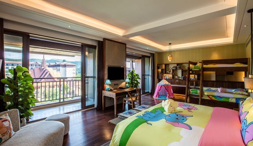 Suite junior, varias camas, acceso al Business Lounge (Lounge Access)