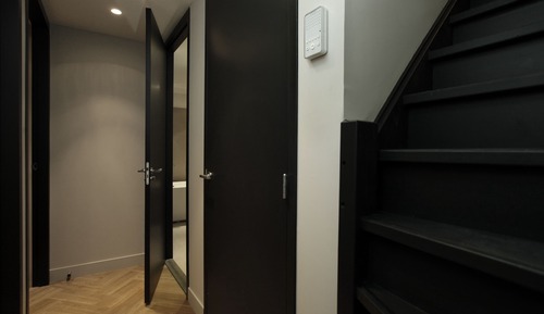 Apartamento, 2 habitaciones, en la zona del jardín (Souterrain - split level)