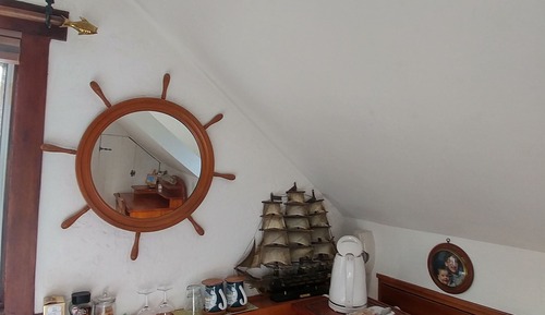 Habitación familiar con 2 camas individuales, 2 camas individuales, baño compartido (La Rêverie)