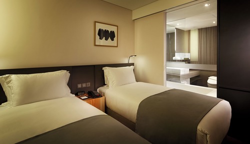 [KEEP YOUR BEAUTY] Standard Twin + Breakfast for 2 + DEWYCEL mask pack 1 sheet (per night)